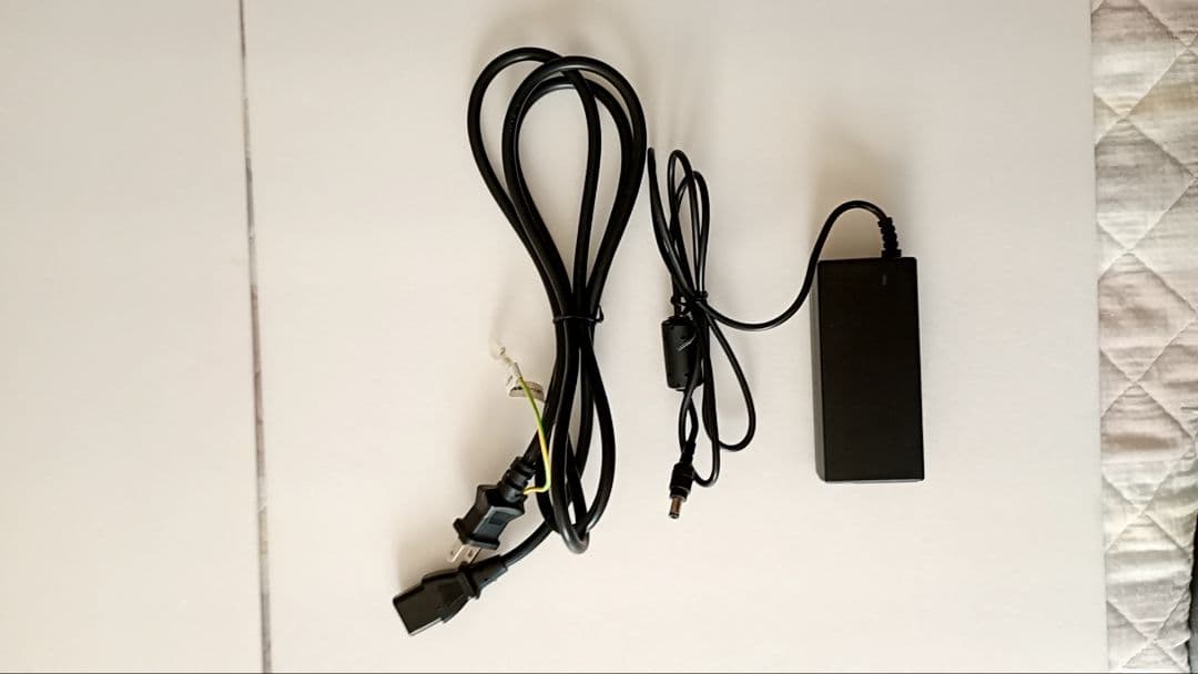 Wacom 液タブ Cintiq 22 （Pro Pen 2付)箱付き