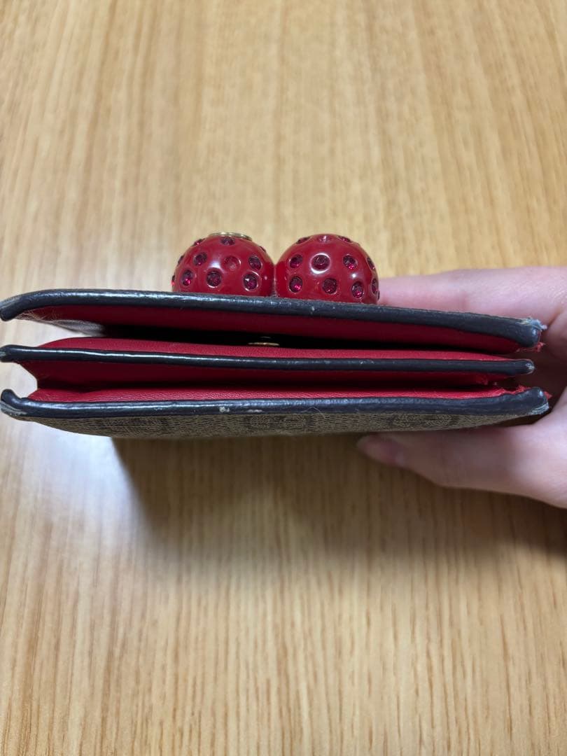 M*！様 Gucci チェリー 二つ折り財布