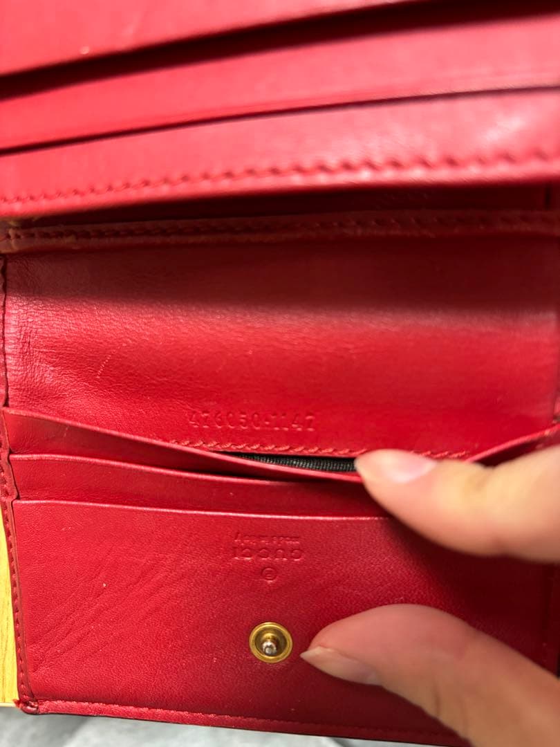 M*！様 Gucci チェリー 二つ折り財布