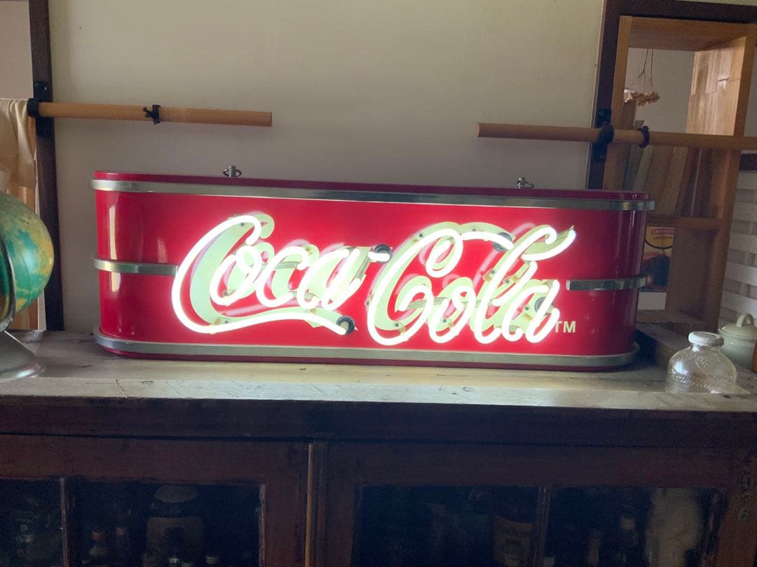 コカコーラ　ネオン菅