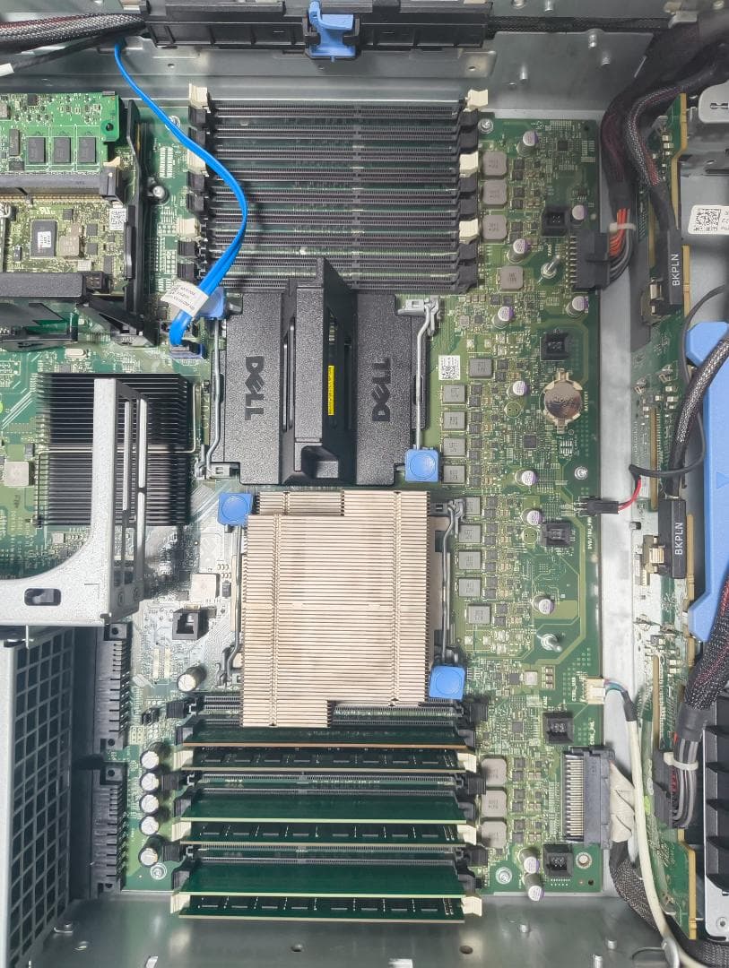 DELL Power Edge710 　ブレードサーバー