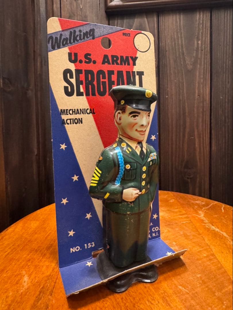 ミリタリー Walking U.S Army Sergeant