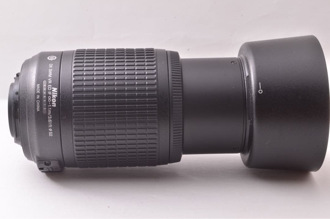 【どなた様でも購入OK】望遠レンズ　AF-S NIKKOR 55-200mm