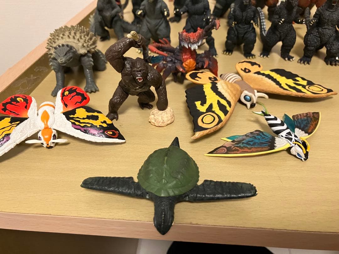 （値下げ）ゴジラ・ガメラ HG ガチャガチャ その他シリーズ 約80体セット