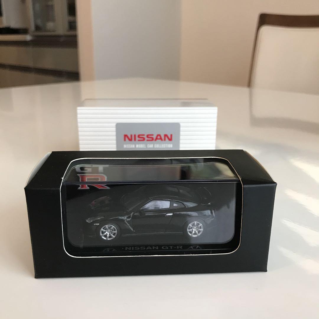 ミニカー  NISSAN  GT-R  ( R35 )