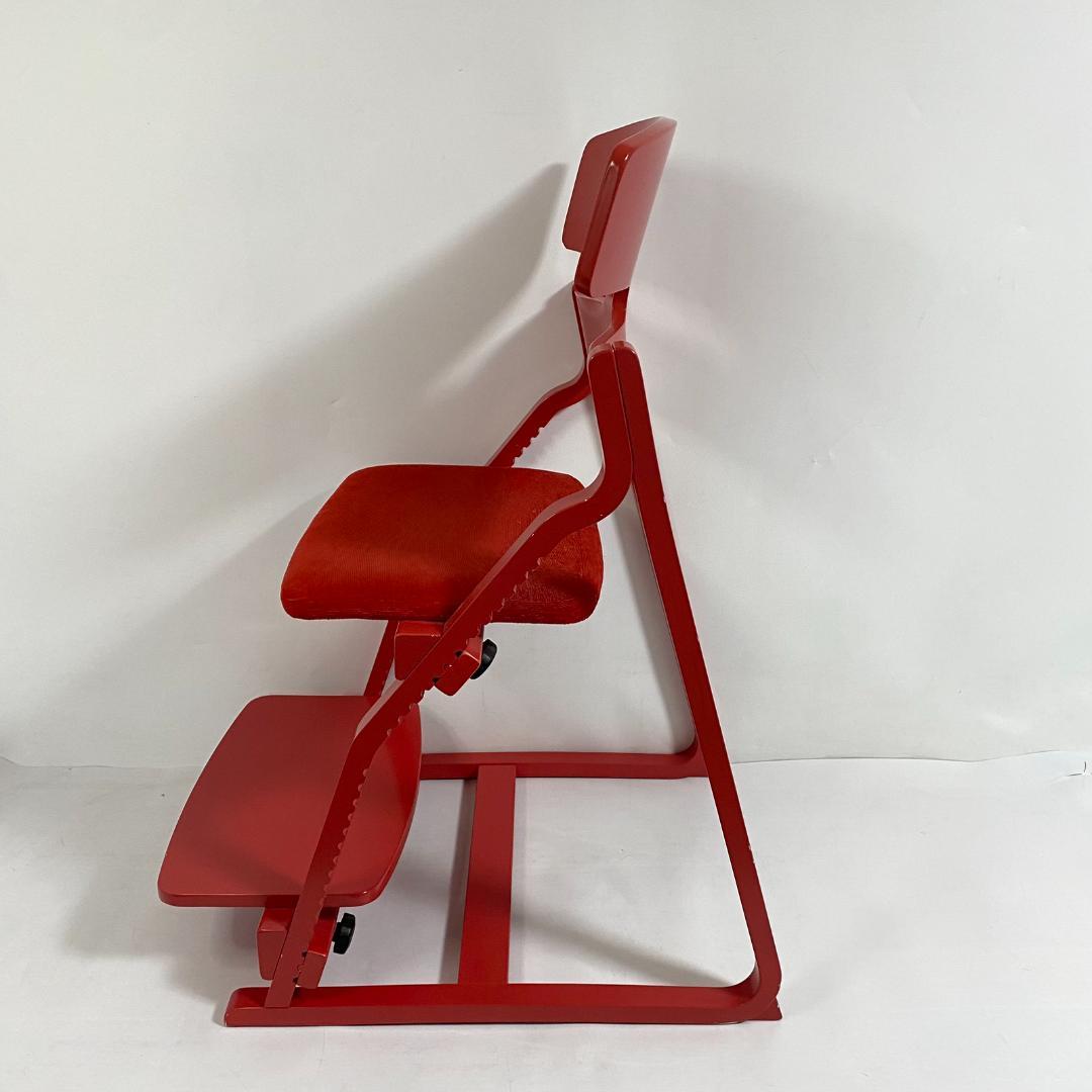 豊橋木工 UPRIGHT チェア レッド