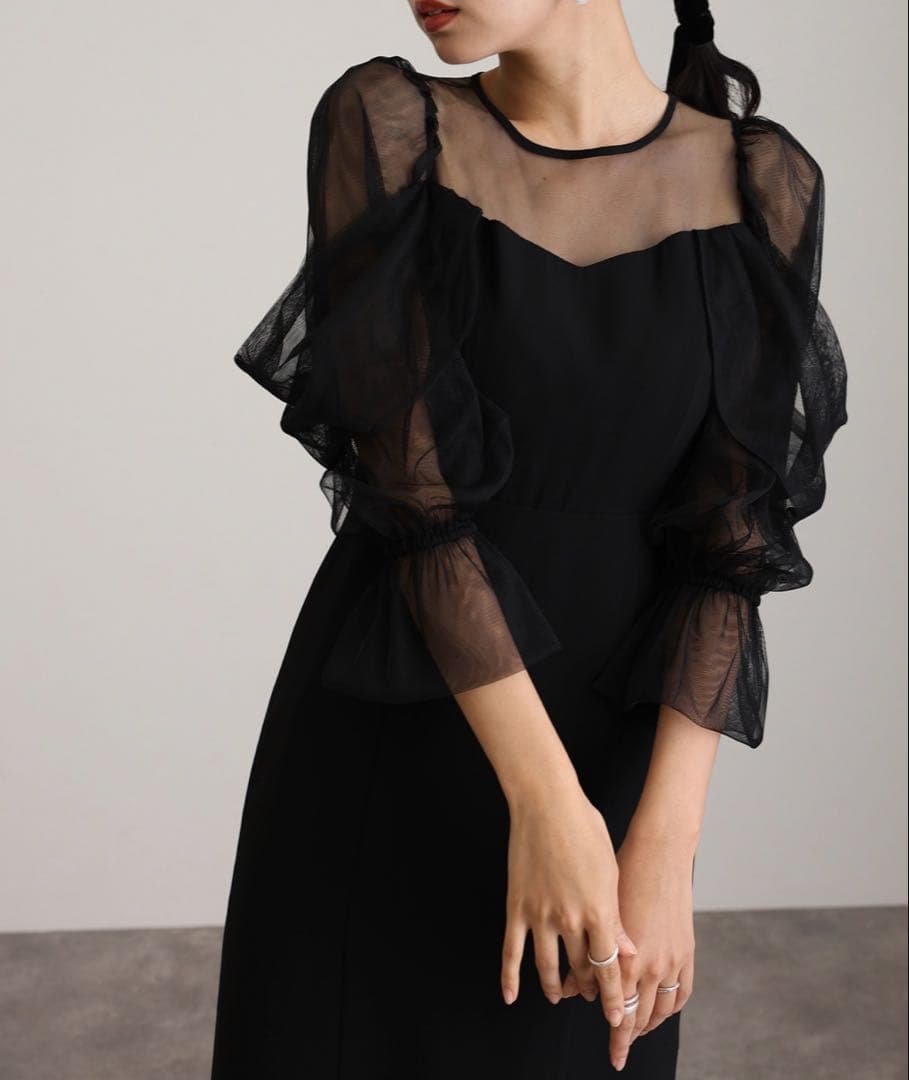 atlo 結婚式　同窓会 お呼ばれドレス