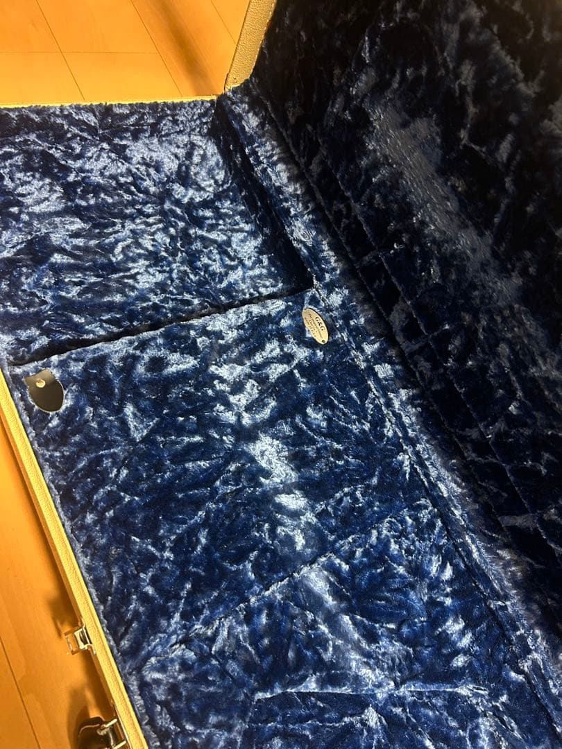 エレキベース用ハードケース　木製