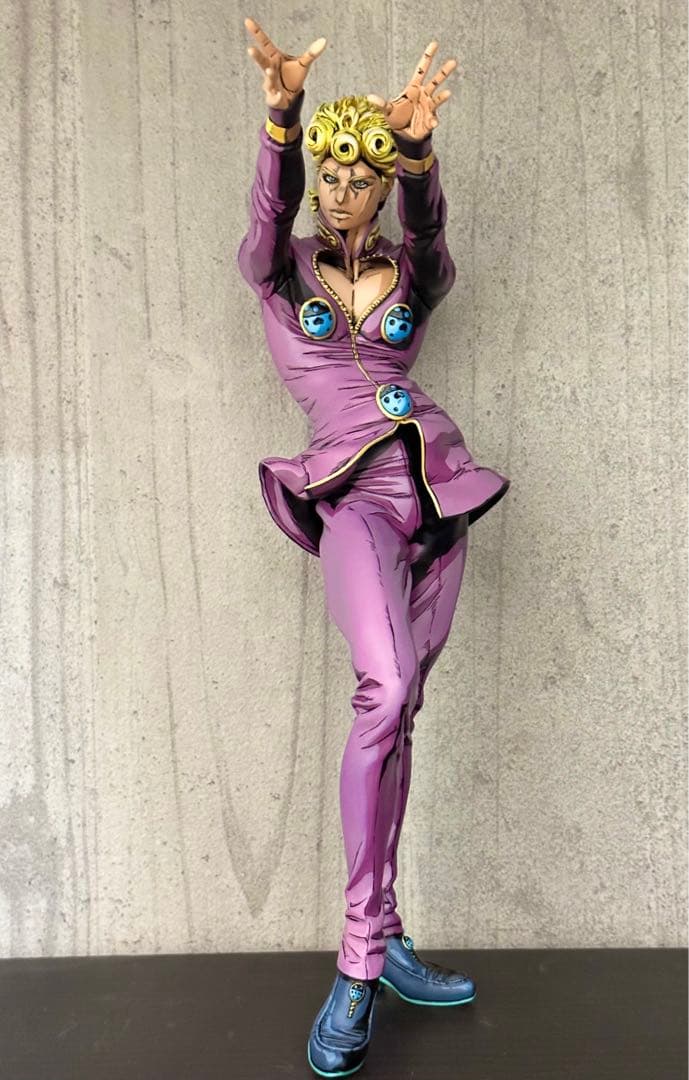 ジョジョ　ジョルノジョバーナ　フィギュア　リペイント