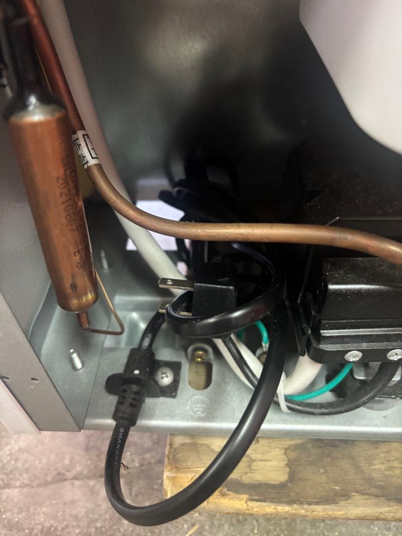 【2021年製‼️】アイリスオーヤマ PRC-B092D-W冷蔵庫 87L