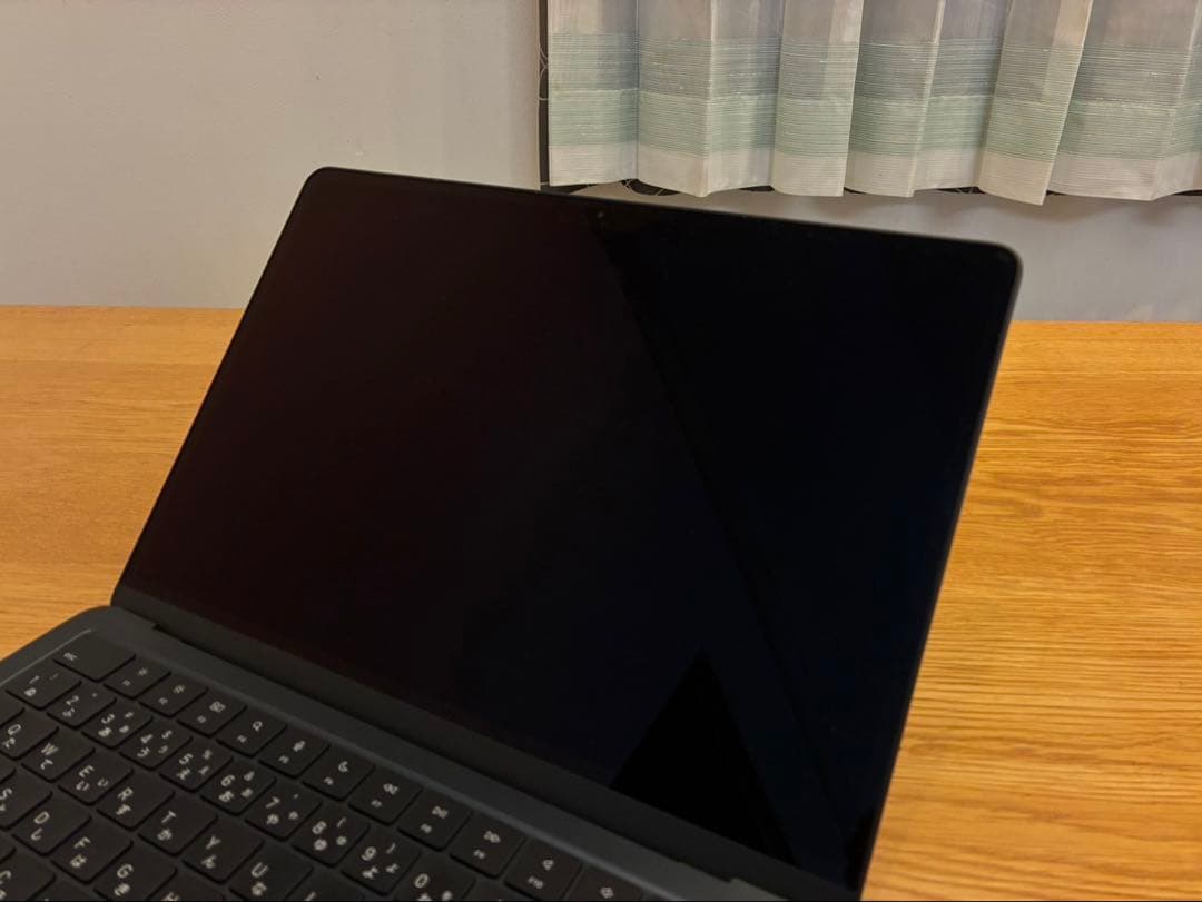 MacBook Air M2 2022 USB-Cハブ付き