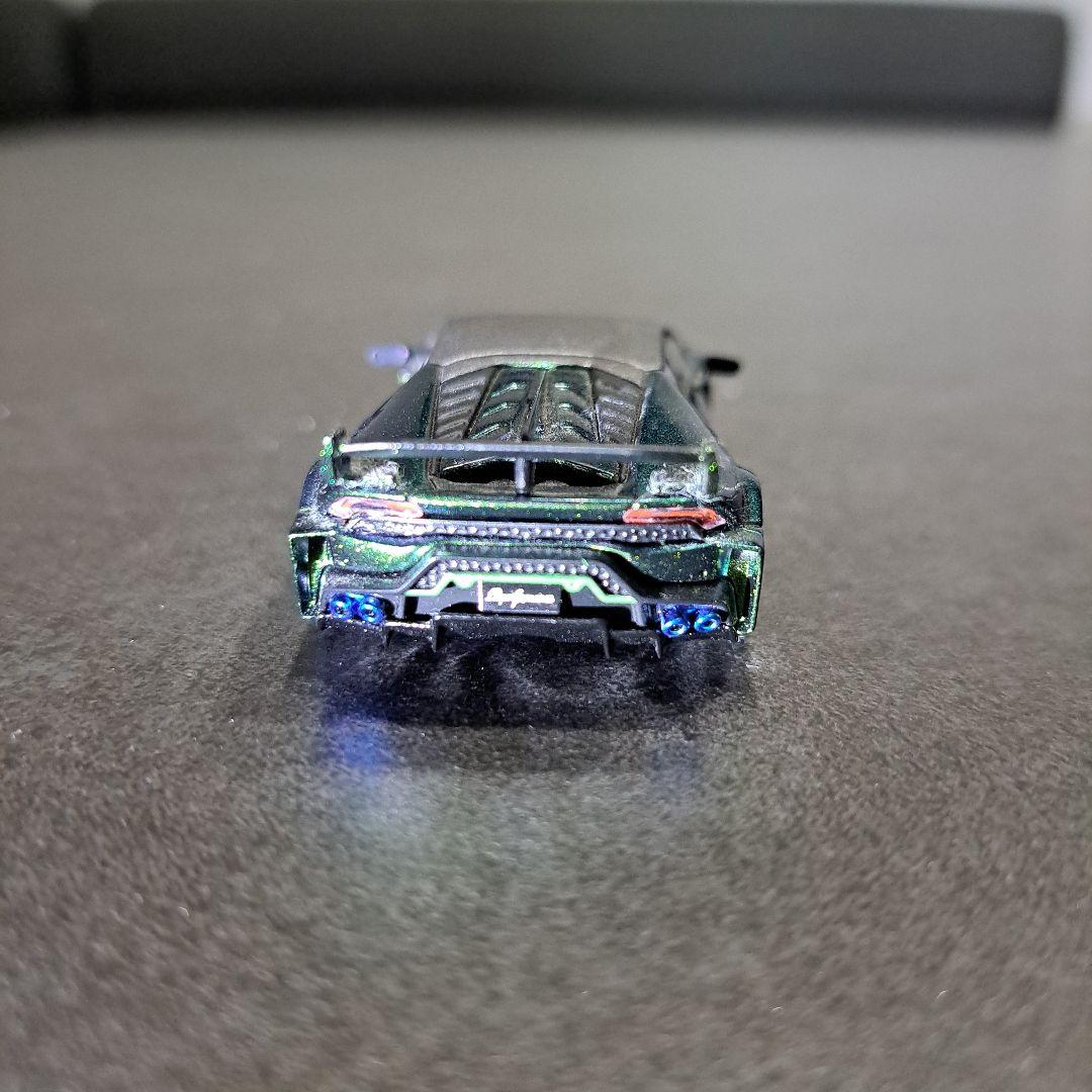 ターマックコラボMINIGT LBWKランボルギーニ ウラカン1/64マジョーラ