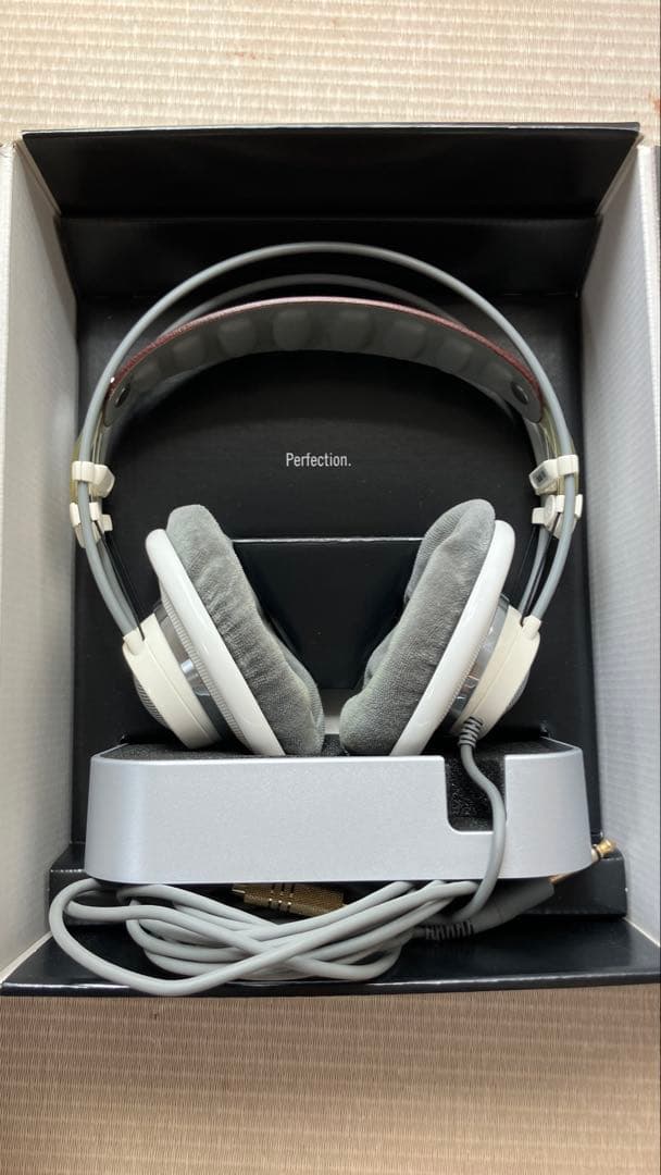 AKG K701 ヘッドホン