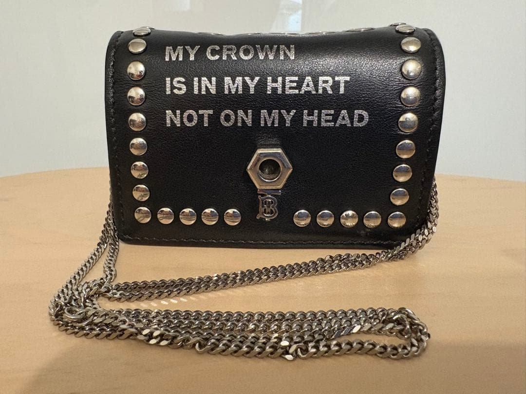 Burberry バーバリー チェーンウォレット コンパクト