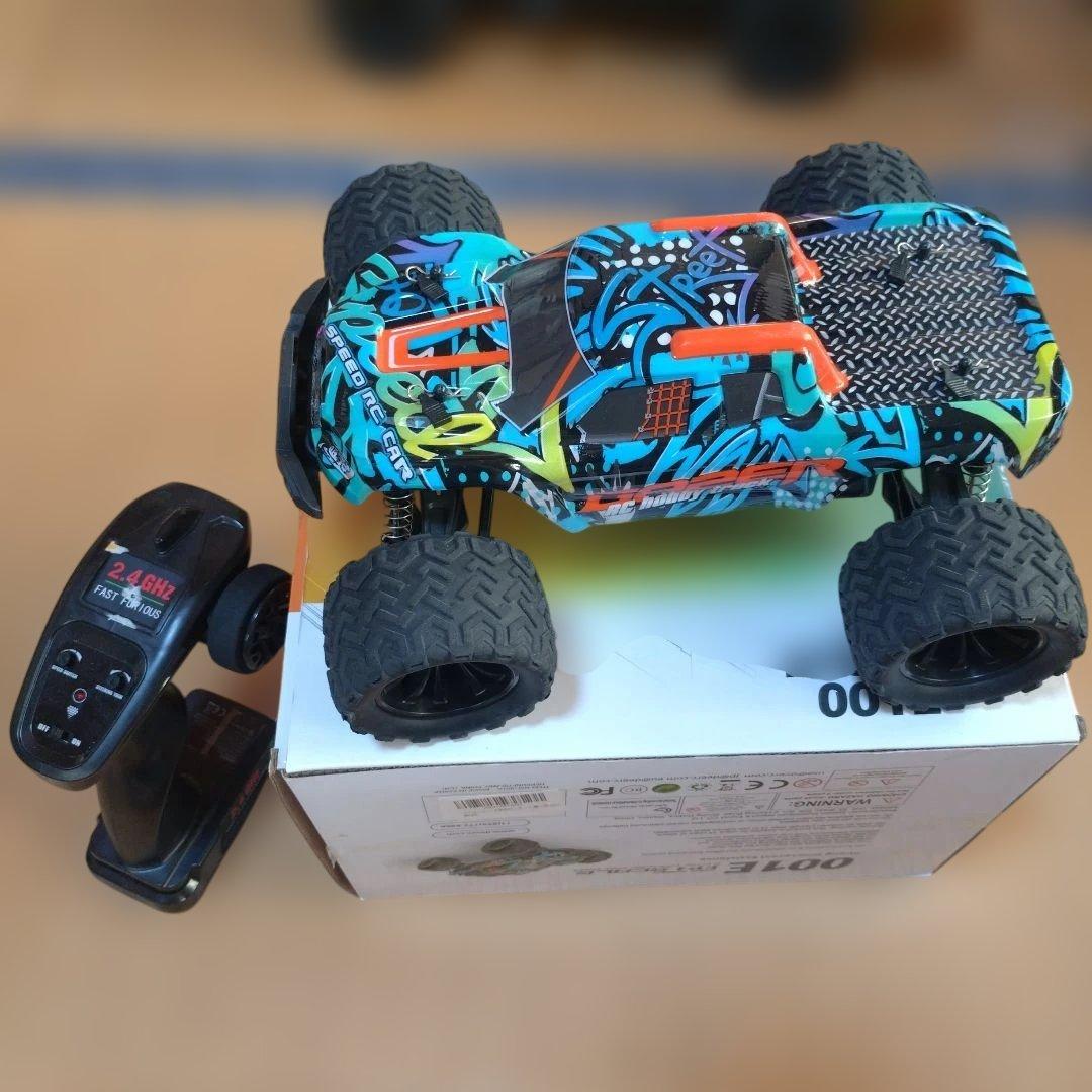 deerc ブラシレス　001E 4WD