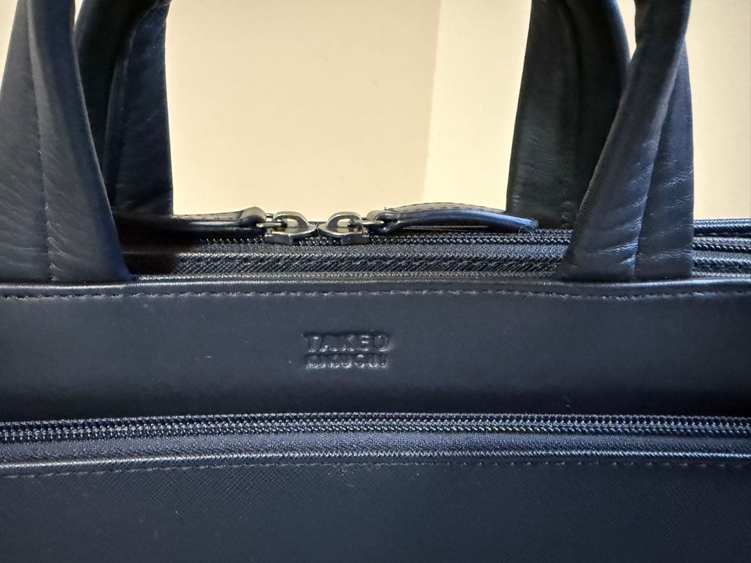 TAKEO KIKUCHI ブラック ビジネスバッグ