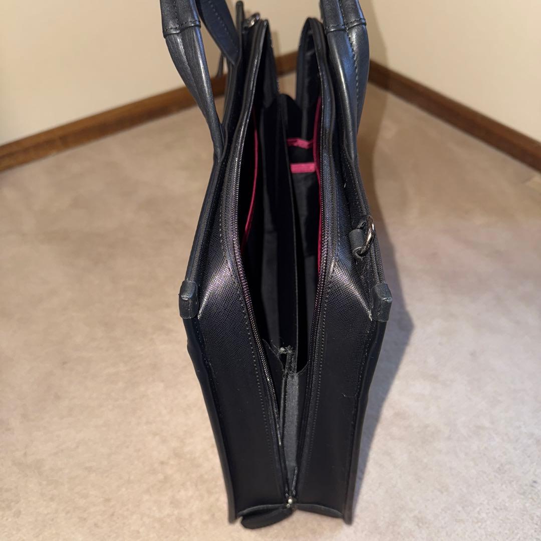 TAKEO KIKUCHI ブラック ビジネスバッグ