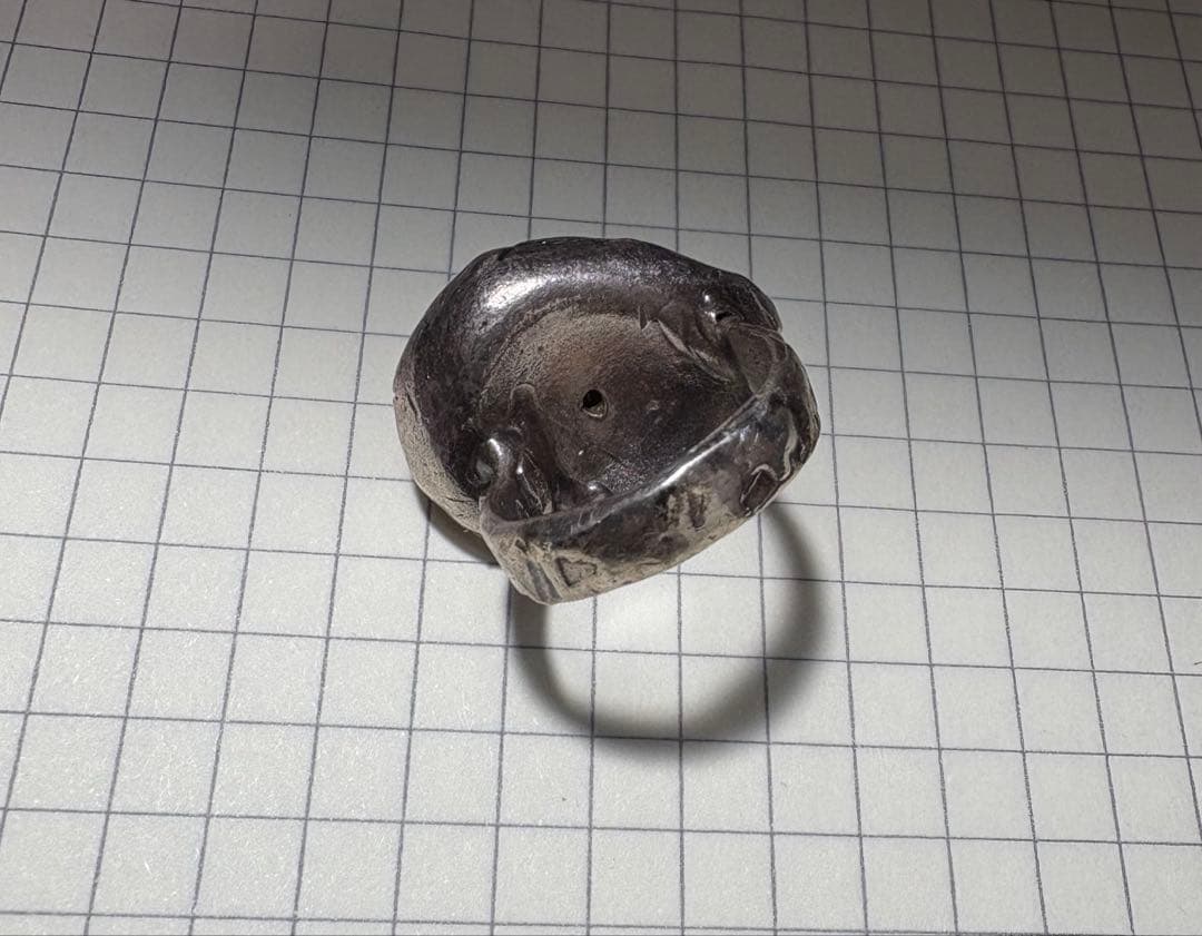 ロ*ー様 目玉リング/希少/個性的指輪/めだま/義眼