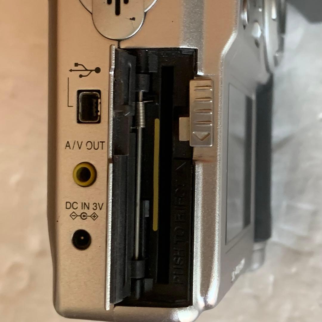 ジャンク FUJIFILM FinePix 4700z