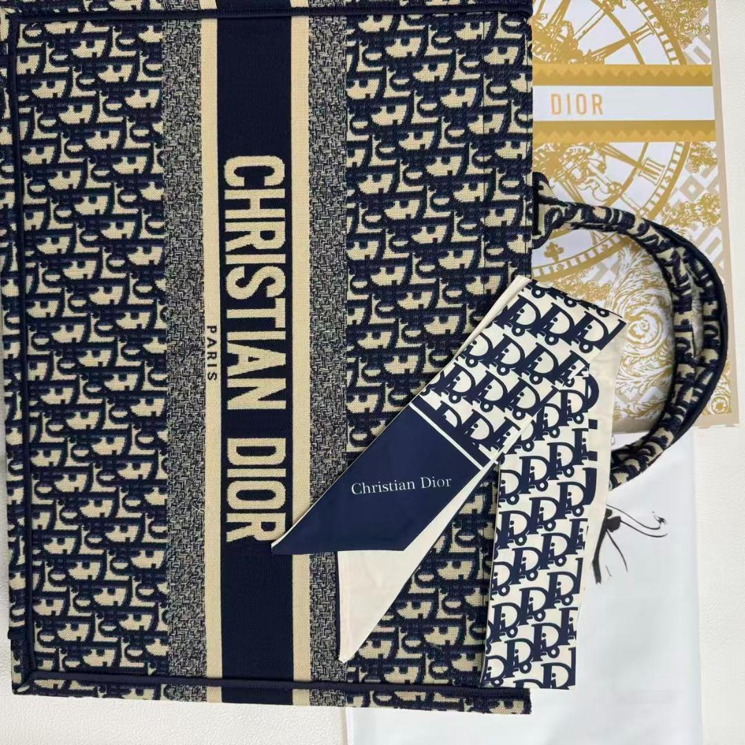 ショルダーバッグ ネイビー/ベージュ