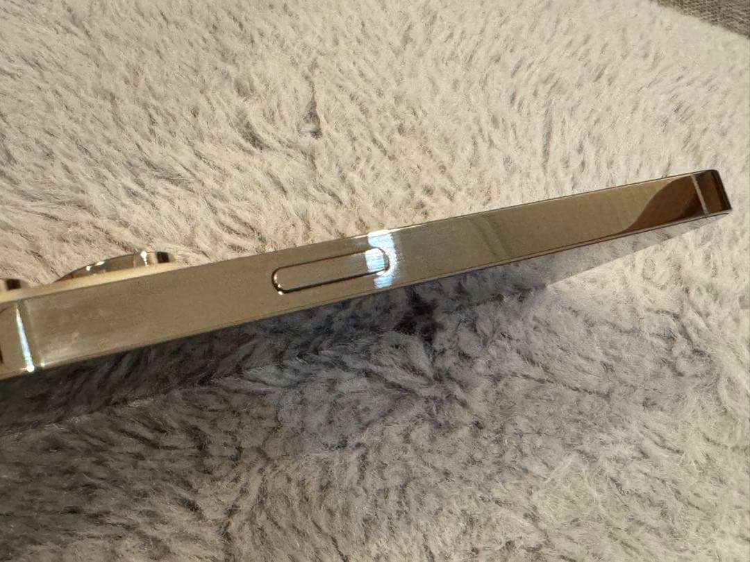 Apple iPhone 14 Pro ゴールド SIMフリー