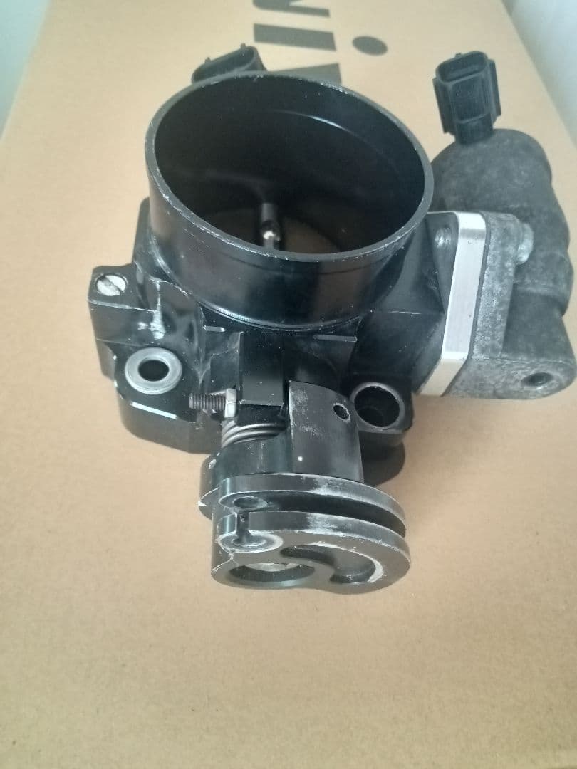 NA8 NB8 ビックスロットル64mm アルミ削り出し