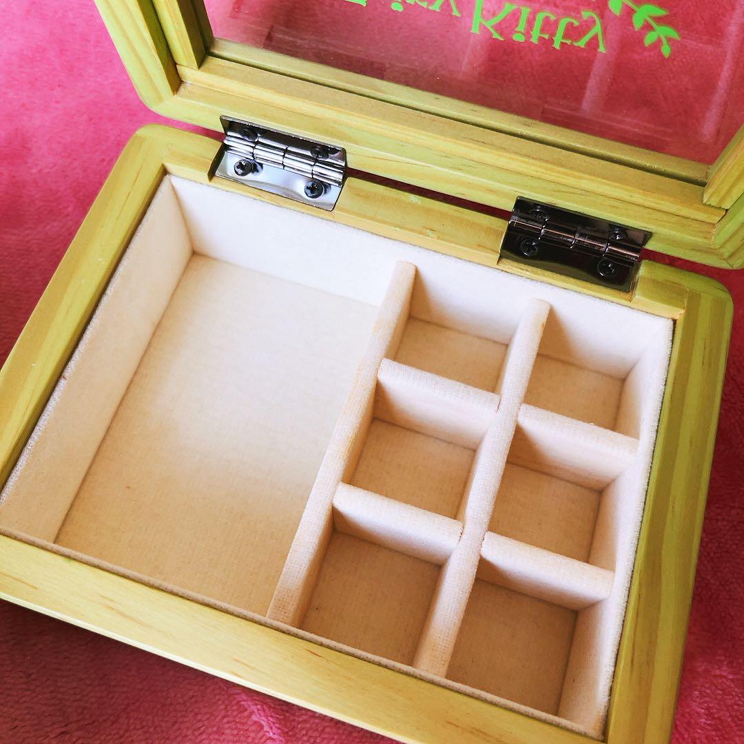 希少レア　ハローキティ　木製　ジュエリーケース　テンシ　モリ　クマ　2000