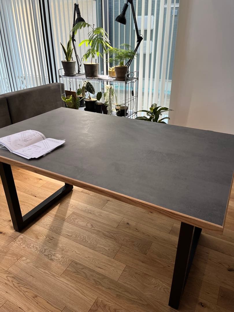 【新品】リベルテD レナート 135 ダイニングテーブル