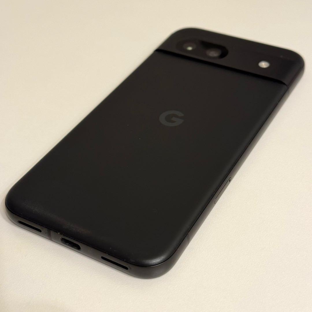 美品 Google Pixel 8a 128GB Obsidian SIMフリー