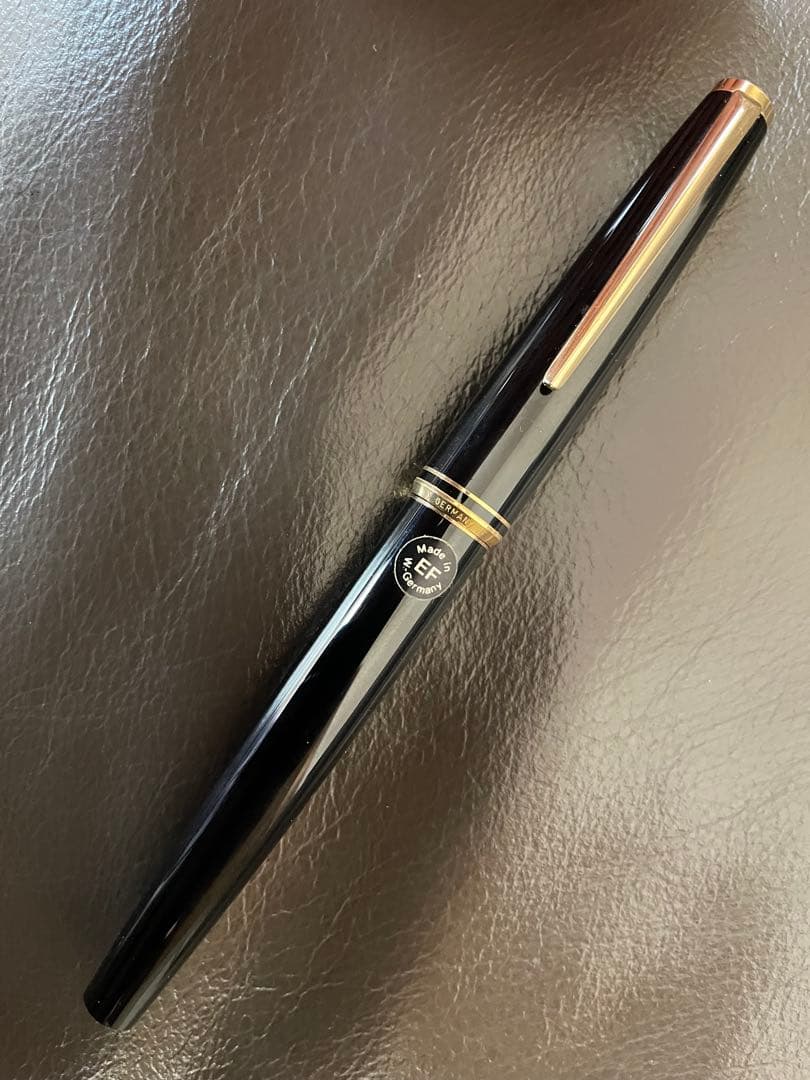 拓*海様 ◾️新品未使用◾️デッドストック◾️モンブラン万年筆◾️化粧箱、説明書