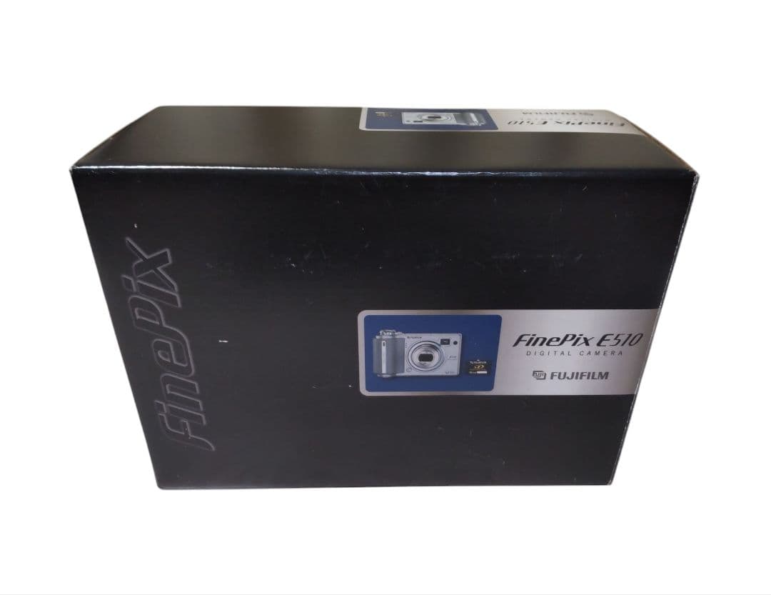 【美品 / 付属品全て揃ってます！】Fujifilm FinePix E510