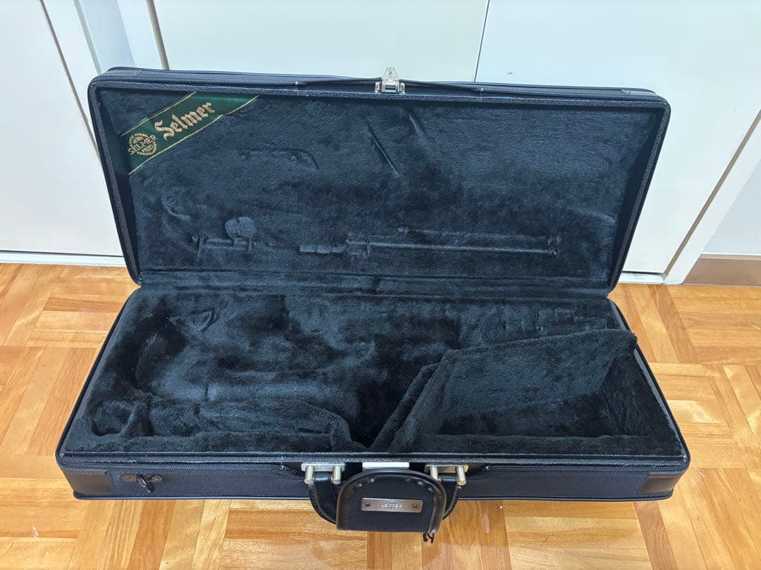 アルトサックス セルマー 楽器ケース 鍵・肩掛けストラップ・楽器ストラップ付き