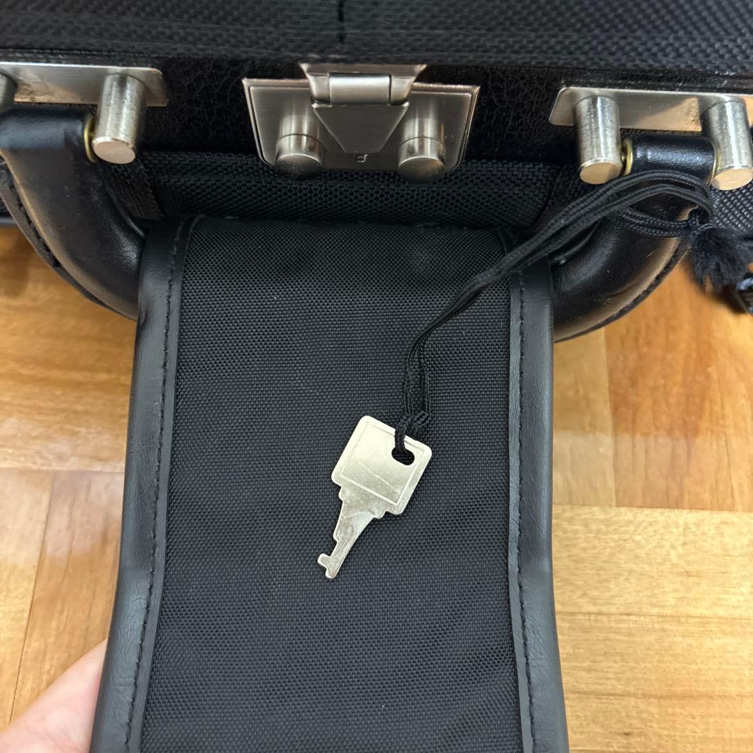 アルトサックス セルマー 楽器ケース 鍵・肩掛けストラップ・楽器ストラップ付き