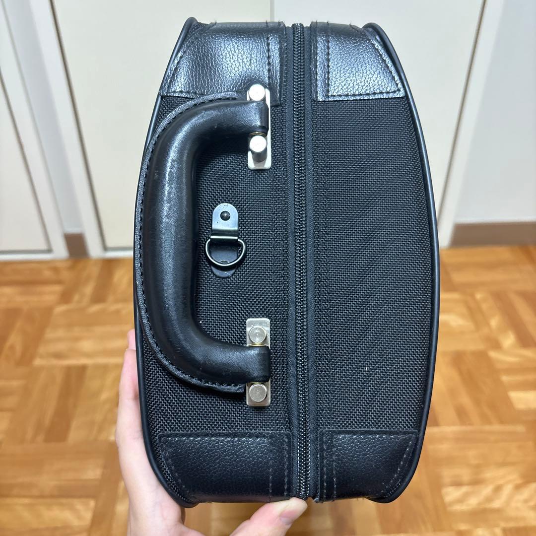 アルトサックス セルマー 楽器ケース 鍵・肩掛けストラップ・楽器ストラップ付き