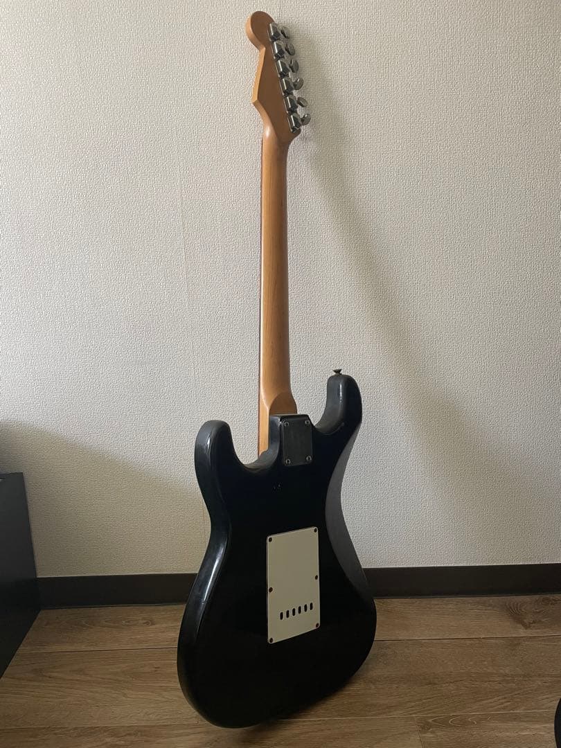 FORME STAR エレキギター