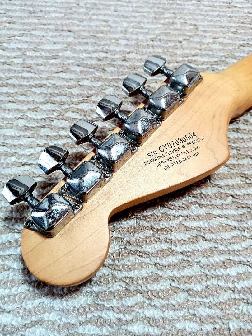 スクワイヤー　オリジナルペグ付属ストラトネック