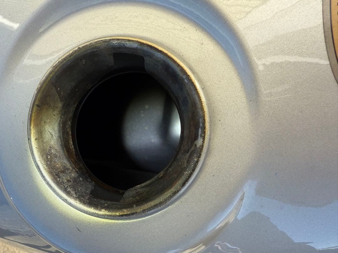 SUZUKI 70周年記念タンク シルバー　GSX1100S