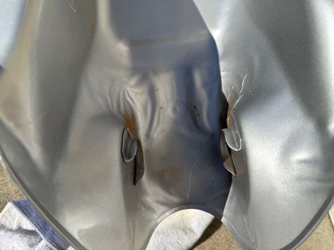 SUZUKI 70周年記念タンク シルバー　GSX1100S