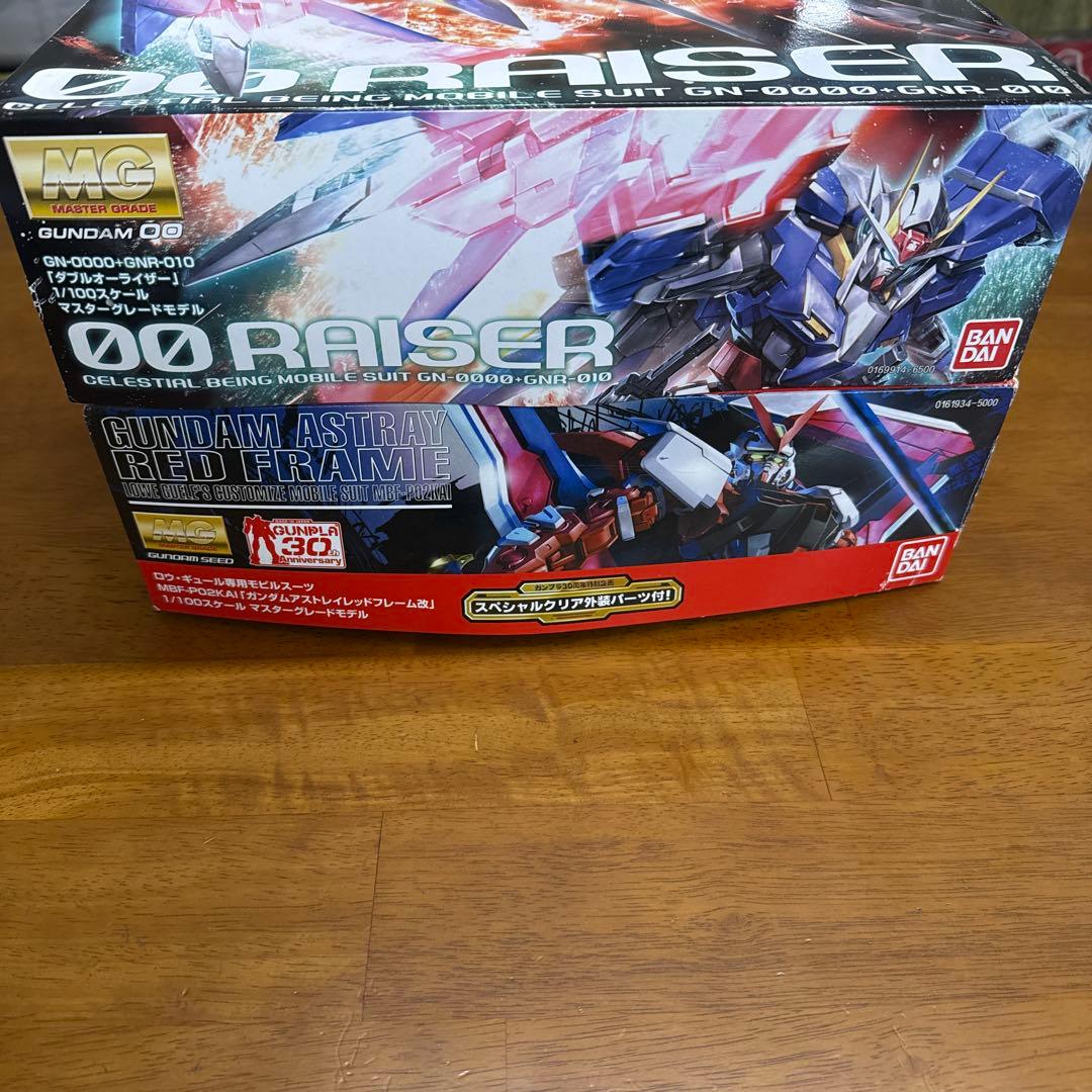 MG ガンダム　MBF-P02KAI &GN-0000+GNR-010