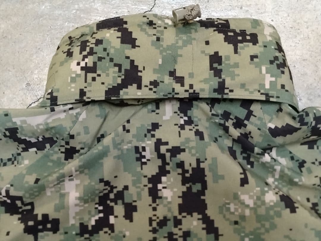 米軍 ECWCS ゴアテックスパーカー L−R