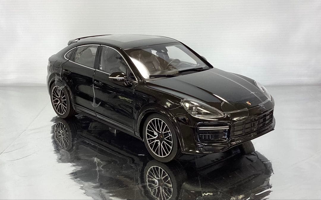 NOREV 2019 ポルシェ カイエン ターボ ブラック 1/18 ノレブ