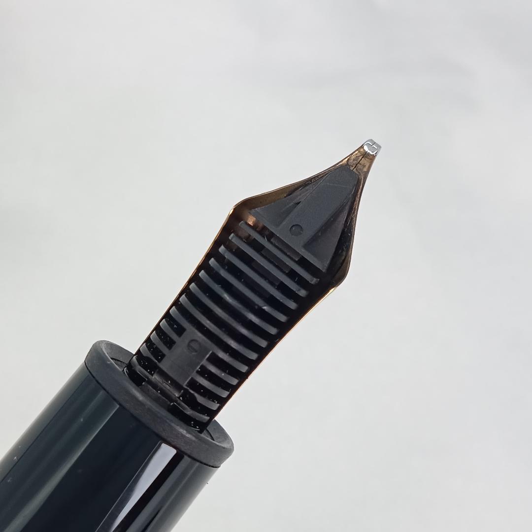 モンブラン マイスターシュテュック 146 万年筆 14K 4810 バイカラー