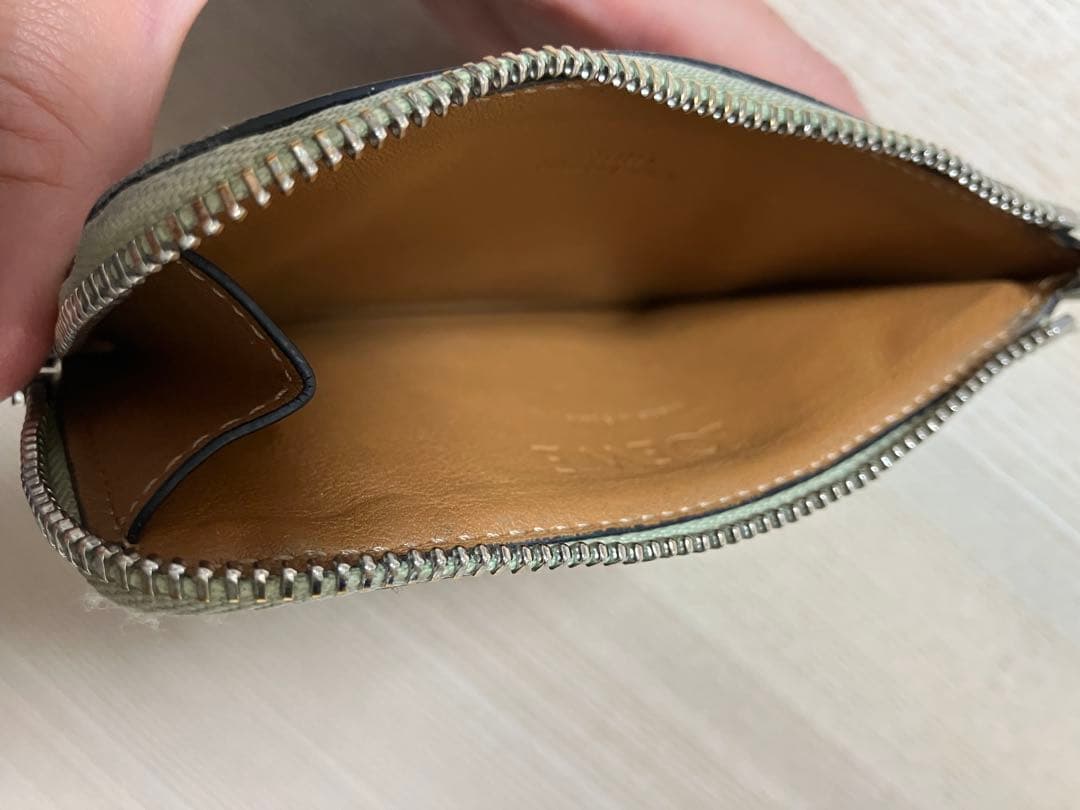 ロエベ　フラグメントケース