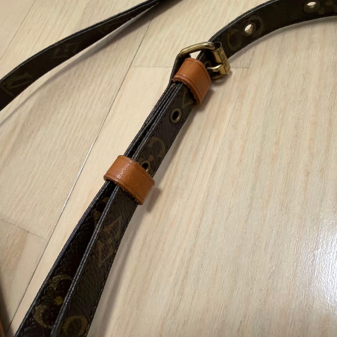 ⭐︎送料無料　LOUIS VUITTON ショルダーバッグ(保存袋あり)