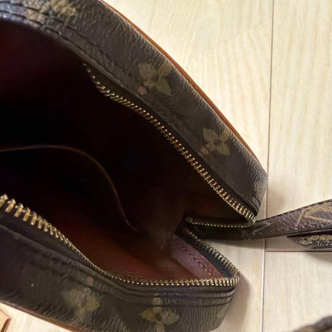 ⭐︎送料無料　LOUIS VUITTON ショルダーバッグ(保存袋あり)