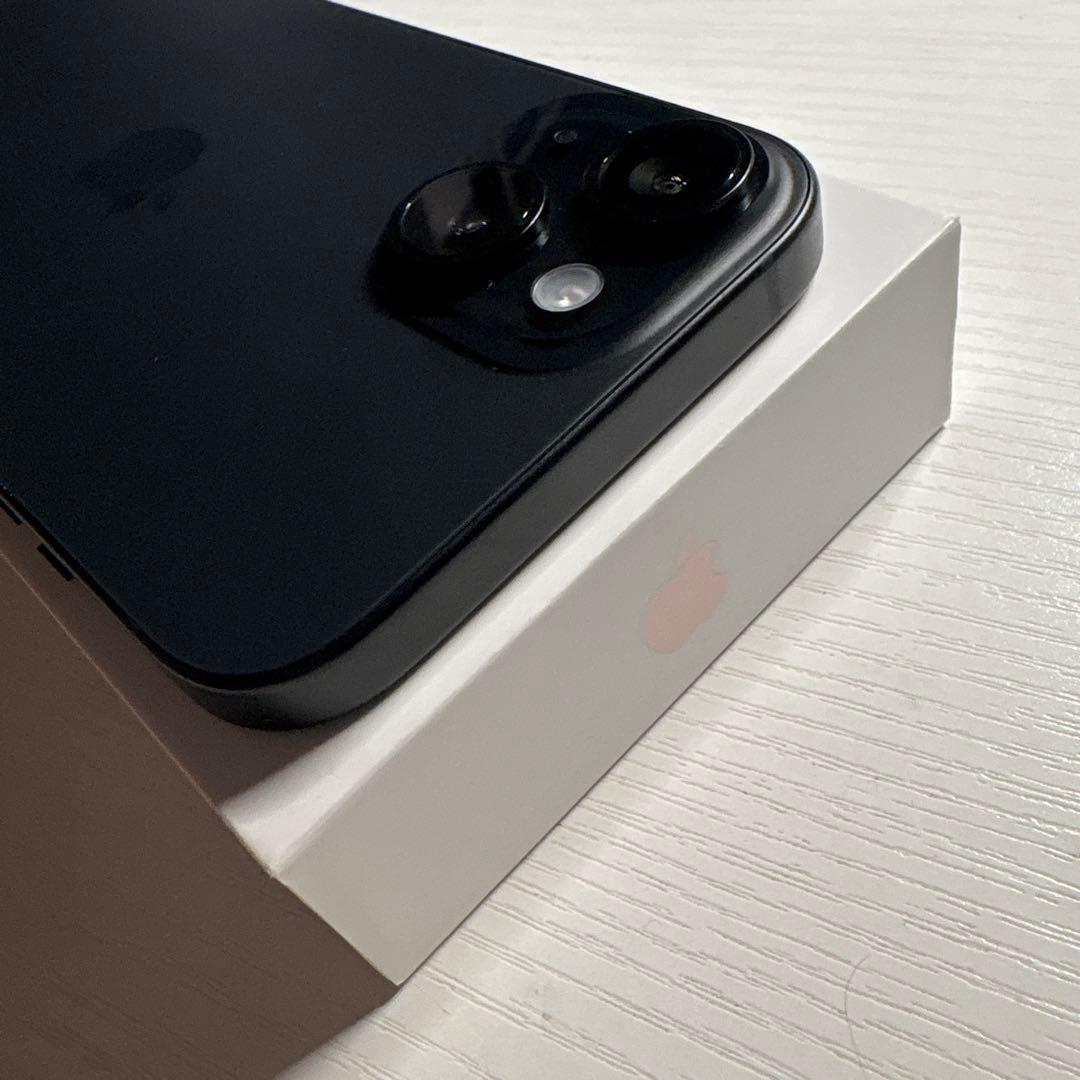 iPhone15 256GB SIMフリー ブラック 極美品