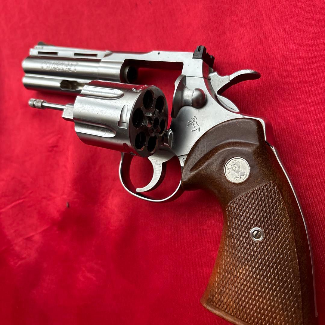 コクサイ　コルトパイソン357マグナム4インチ　シルバー　ガスリボルバー