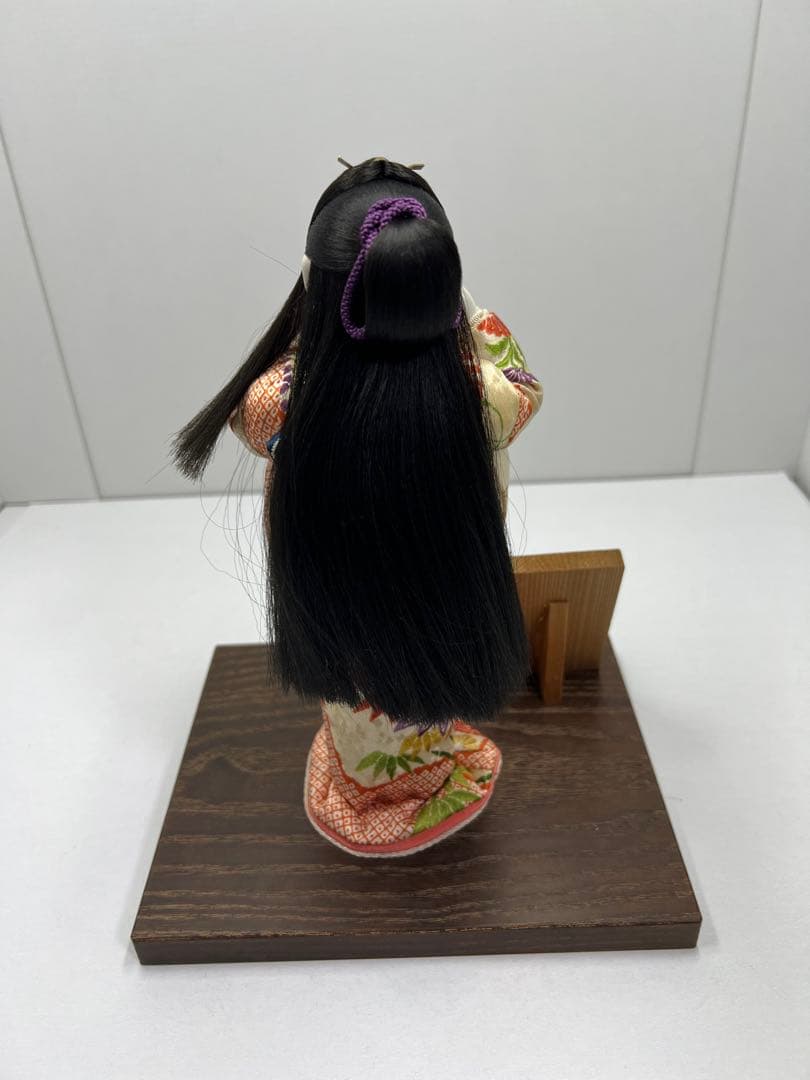 片岡光春　作　日本人形