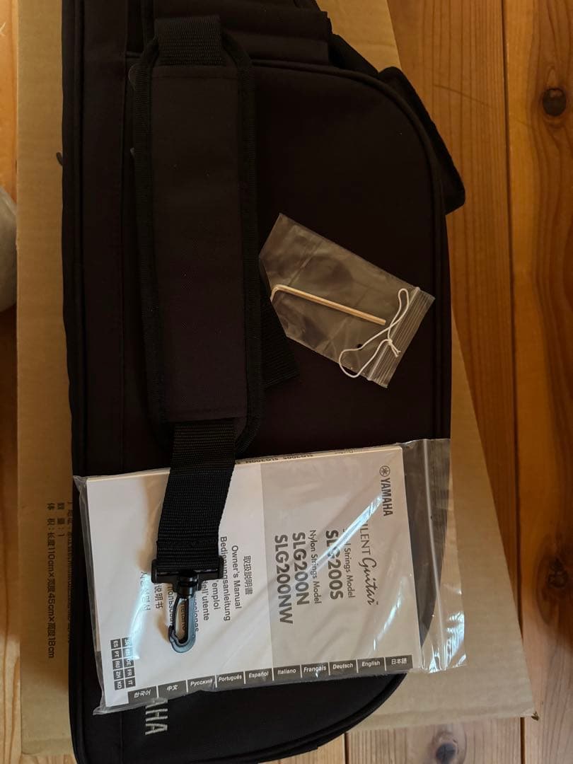 【未使用に近い】SLG200S NT サイレントギター