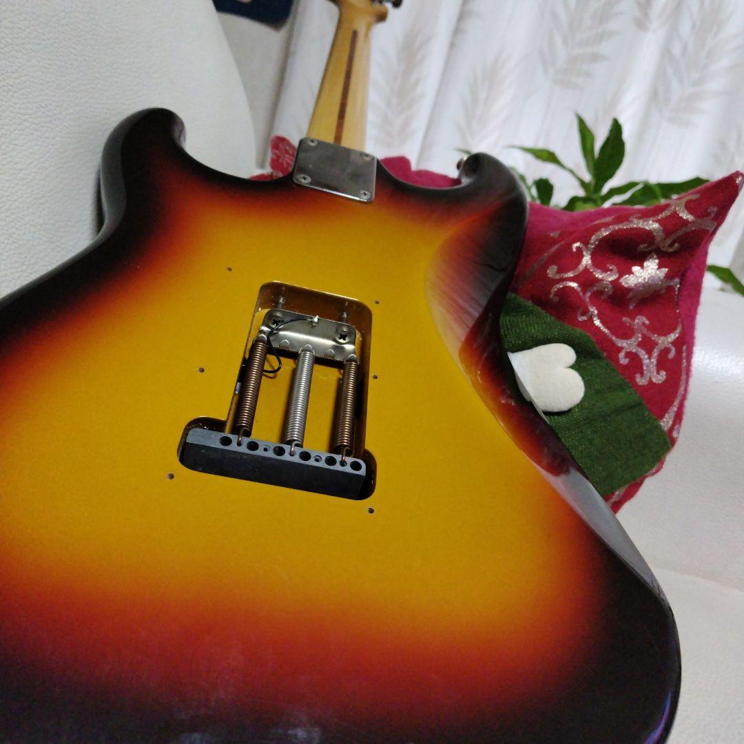 Fender Stratocaster サンバースト